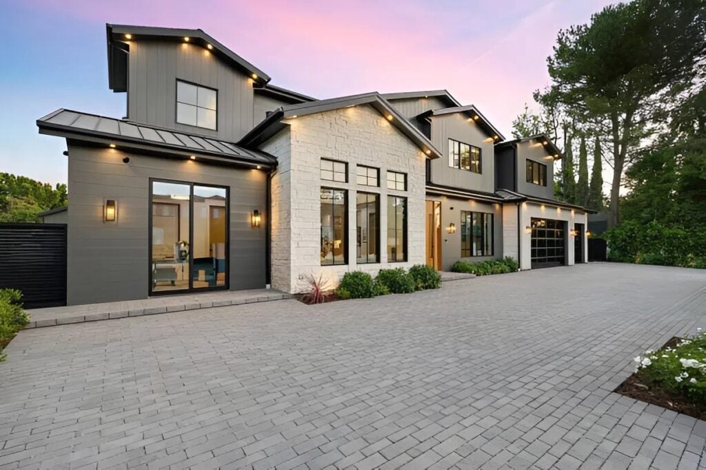 Classic home exterior painted by a professional house painter in Medford, OR