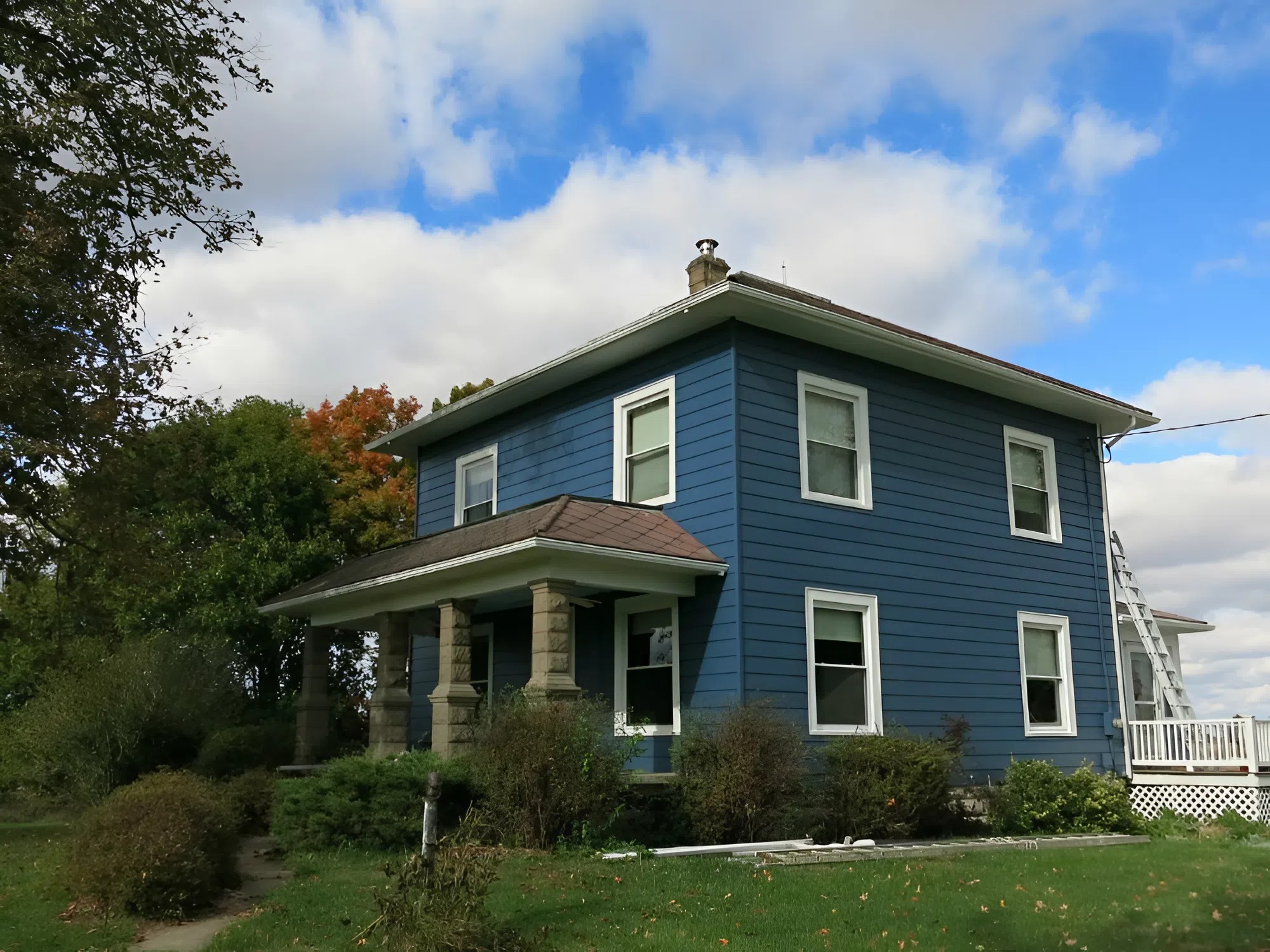 Painted residential exterior by a skilled house painter in Medford, OR